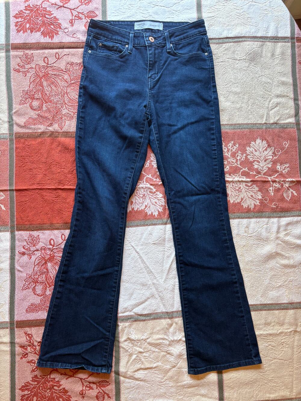 Levi Jeans Woman's Size 26